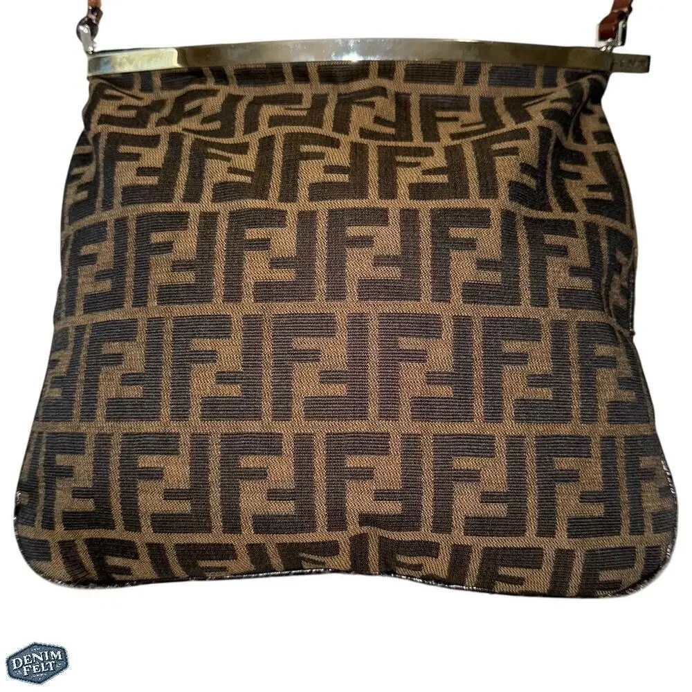 FENDI Women’s Brown/Black Zucca Canvas‎ Shoulder Bag/Purse